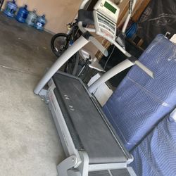 Free motion Running Machine 