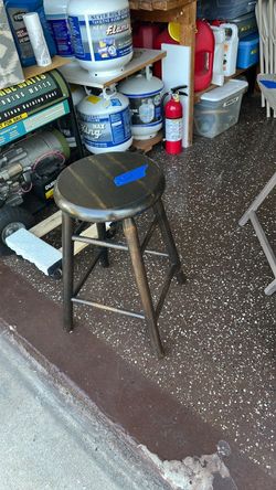 Bar stool