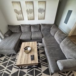 Cozy Charcoal 2-Piece U-Shape Sectional With 6 Reversible Cushions 
