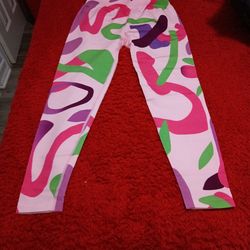 Head turning abstract leggings
