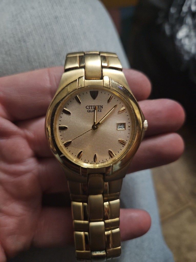 Citizen Quartz Stainless Steel Gold Watch
