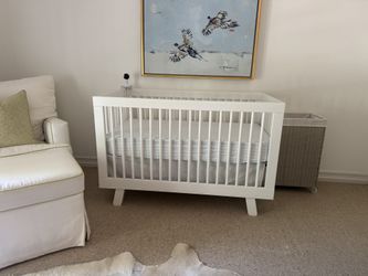 Million dollar baby crib with mattress