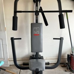 Weight Lifting Machine