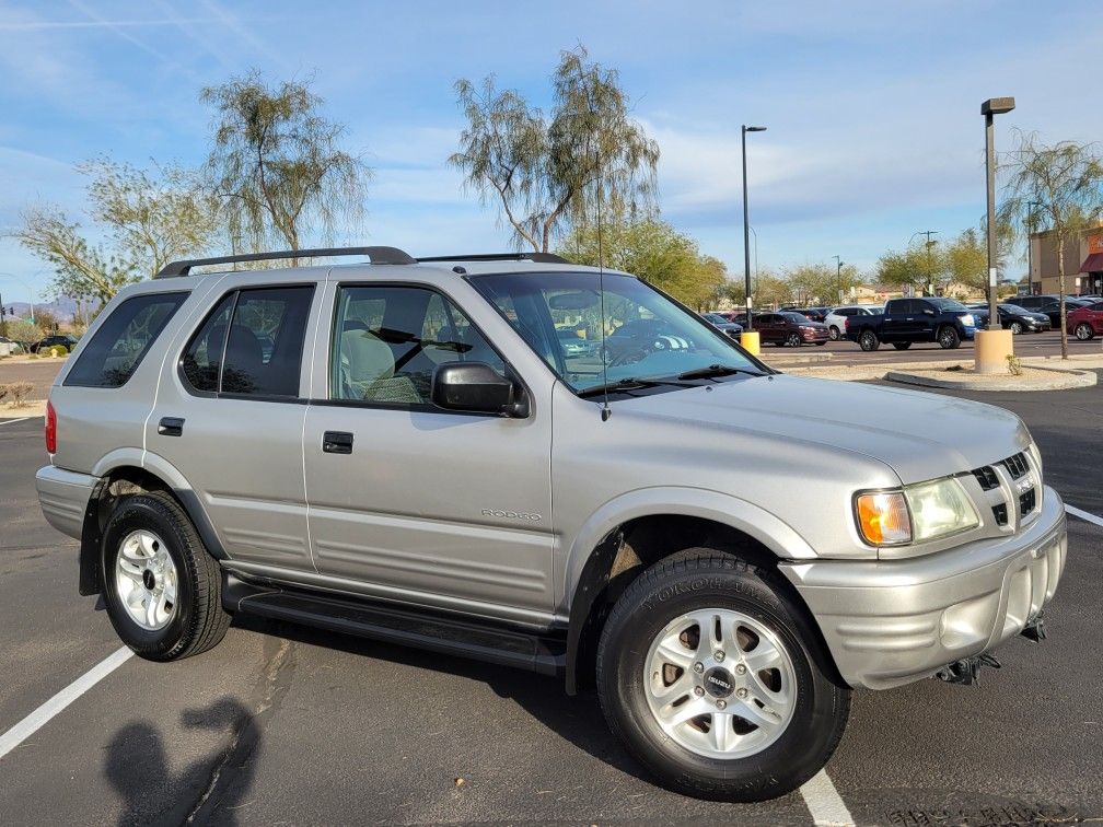 2004 Isuzu Rodeo for Sale in Mesa, AZ OfferUp
