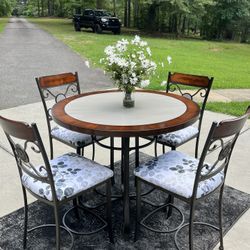 Charming 5-Piece Dining / Kitchen High Top Table / Chair Set