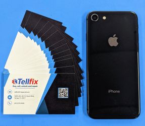 iPhone 8. Factory unlocked 🔓 64GB. Like new condition 🎁 With warranty 🧾