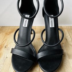 Steve Madden Black 
