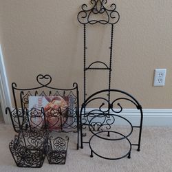 Southern Living Wrought Iron Set With Cookbook