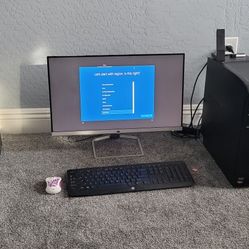 Asus Desktop Computer, Comes With Speakers