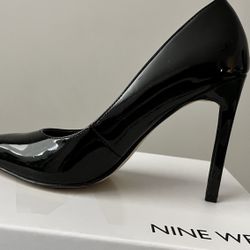 Nine West Women’s Heels Size 5