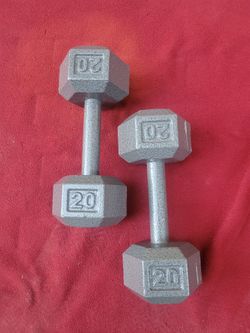 SET OF 20LB.  HEXHEAD DUMBBELLS TOTAL 40LBs 
11525 S HALSTED DUNKIN DONUTS/7111.S WESTERN WALGREENS 
40$  CASH ONLY AS IS 