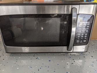 Hamilton Beach Gently Used Microwave