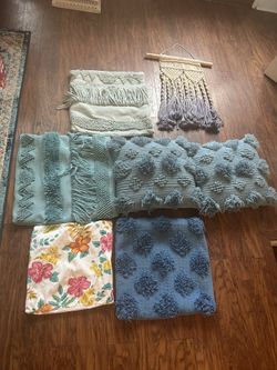 Boho Pillow Covers, 2 Pillows And Wall Decor 