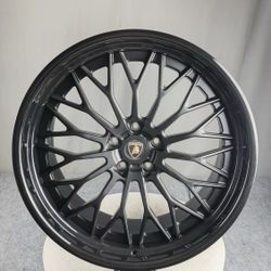 Lamborghini urus 23 Inch