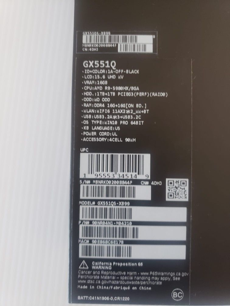 Asus ROG Zephyrus Duo 15 SE GX551QS Ryzen 9-5980HX / 4K Resolution / 32GB RAM / 2Tb SSD / RTX 3080 16Gb Vram / Open Box / Touchscreen - OPEN TO TRADES