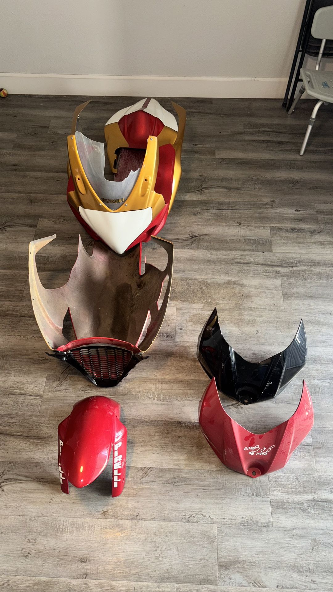 07–08 GSX-R1000 (K7/K8) SharkSkinz Track/Race Fairings + 2 Gas Tank Covers (JR Guse Paint)