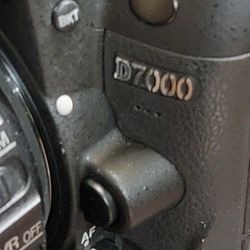 Nikon D7000 And D7200 Bodys For Sale Like New