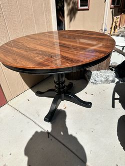 Round table