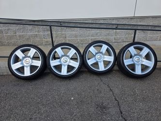 24" CHEVY Texas Edition rims 305-35R24 tires