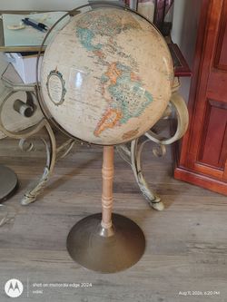 TO READ A MAP YOU NEED LIGHT