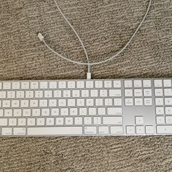 Apple Magic Keyboard w/ numpad