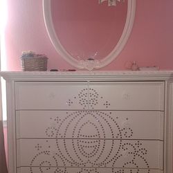 Disney Princess Crystals White Dresser With Mirror, 1 Night Table 