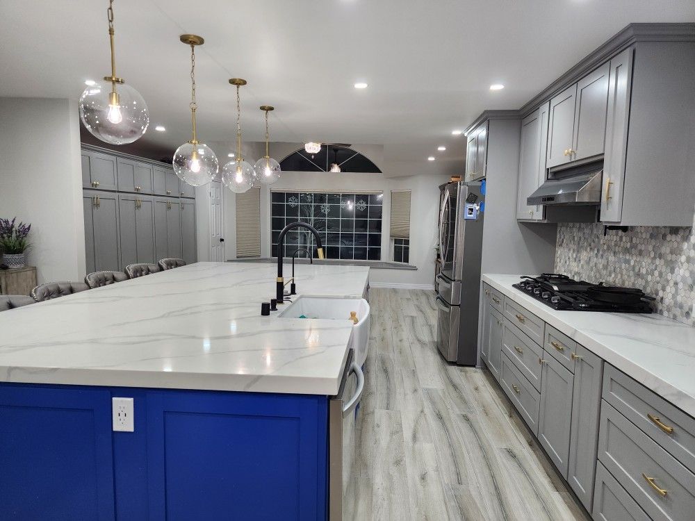 Custom Kitchens,cabinets