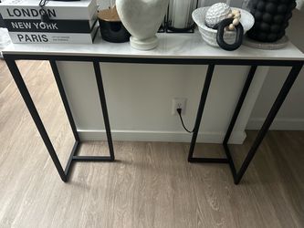 Console table marble