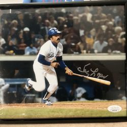 Los Angeles Dodgers Davey Lopez Autographed 8x10 Photo