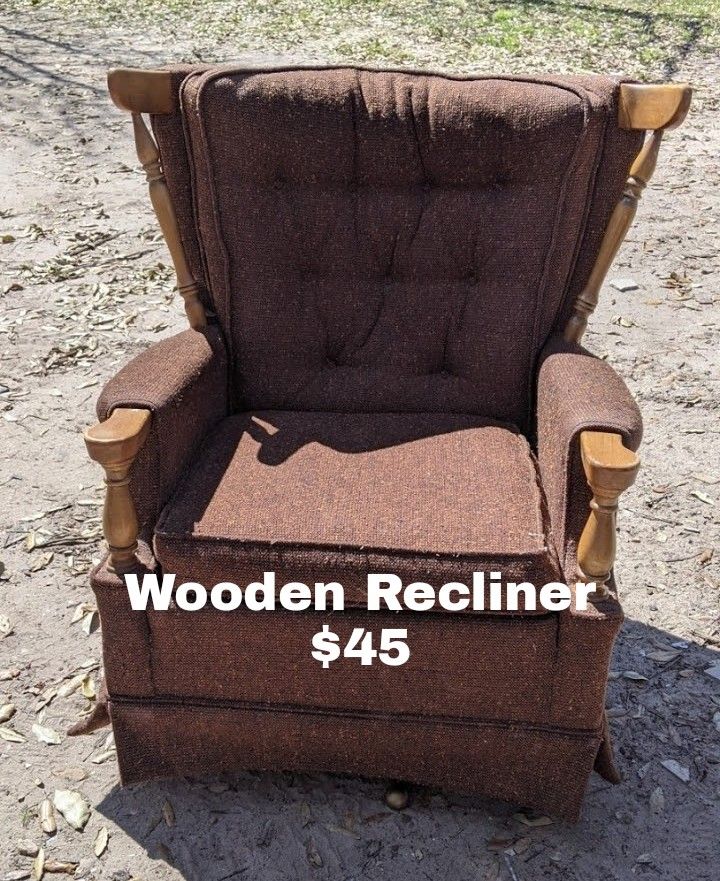 Wooden Recliner 