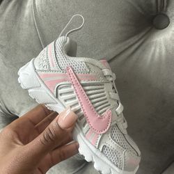 Nike Vomero 5 (Toddler)