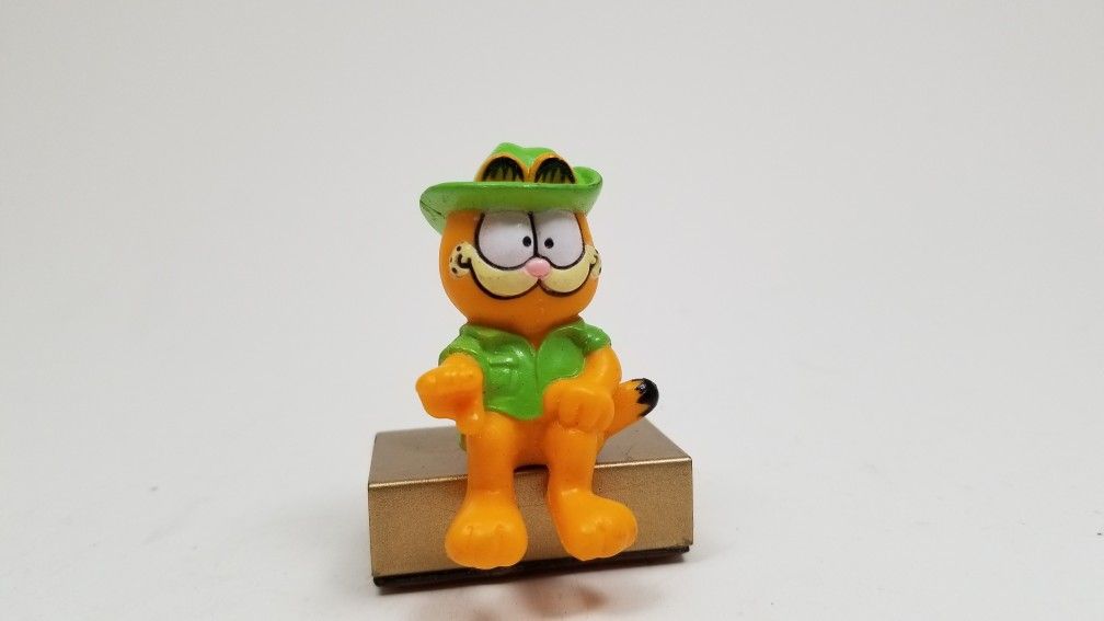 1981 Garfield the Cat Safari Figure Driver Green Hat Vintage Toy