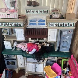 Free Play Step 2 Kichen