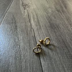 Oval Stud Earrings