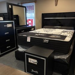 New Queen 5pc Bedroom Set