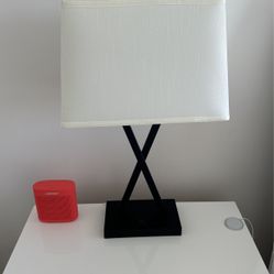 2 Lamps Nightstand 