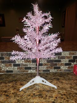 Valentine's Pink Tree ....PLEASE READ DESCRIPTION 