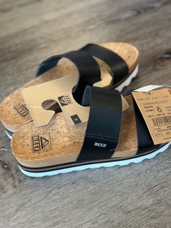 black Reef Cushion Vista Hi platform slide sandals SIZE 6