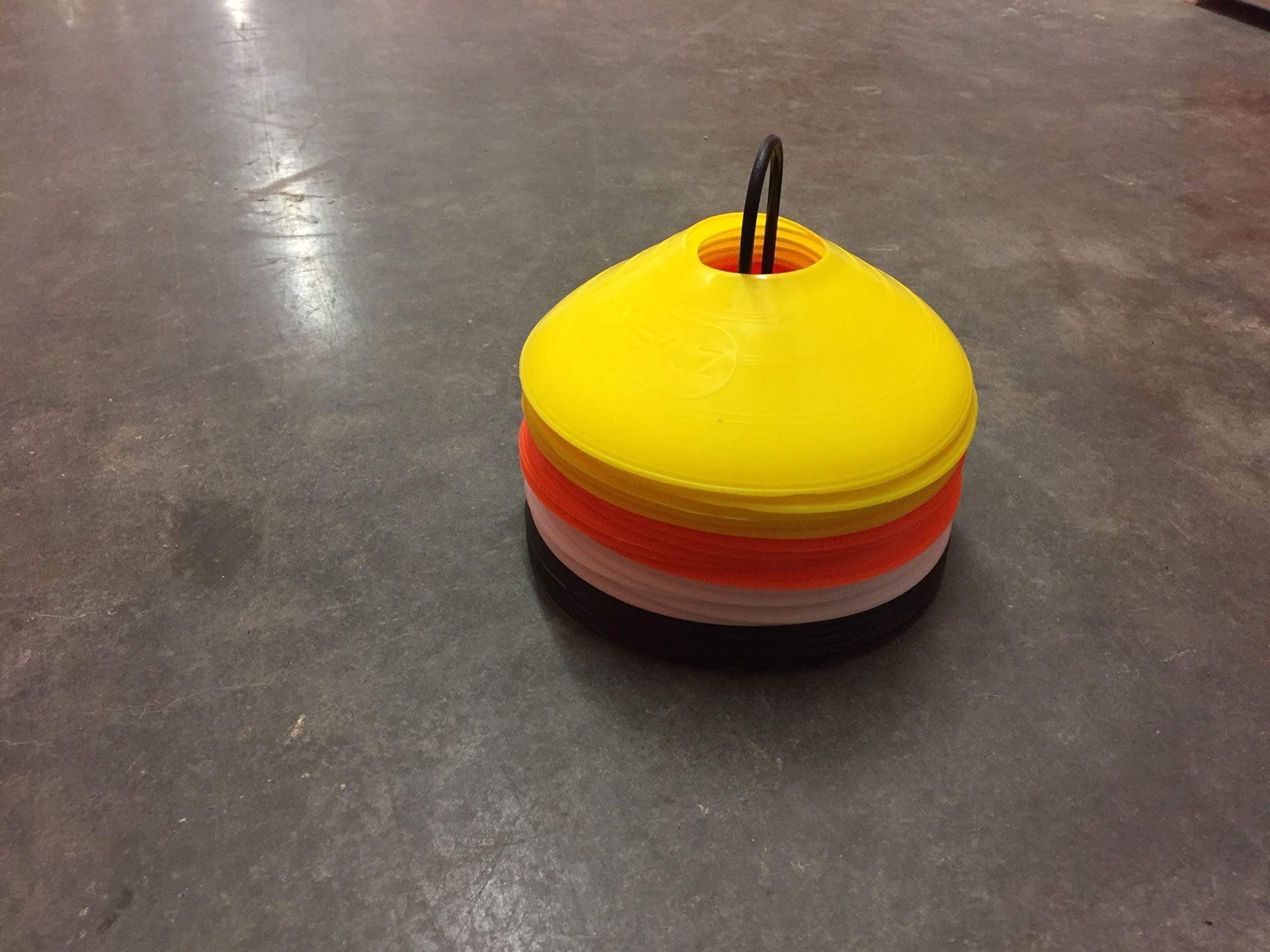 Skill agility cone set with dvd tutorials