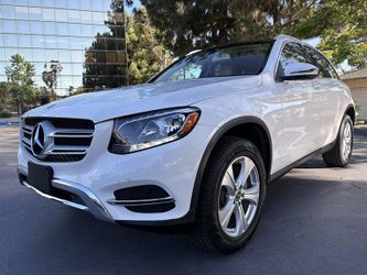 2017 Mercedes-Benz GLC 300
