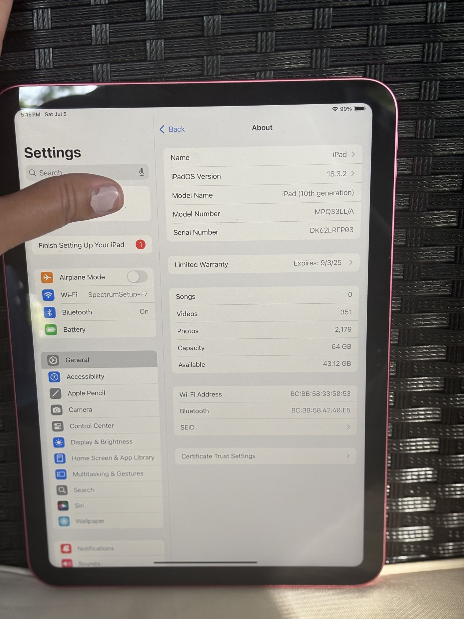 Apple iPad 10th Gen