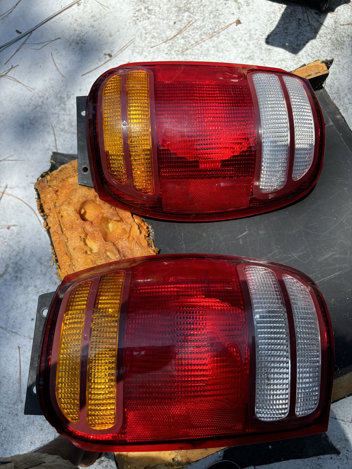 Rear Light Ford Explorer 1998 To 2001