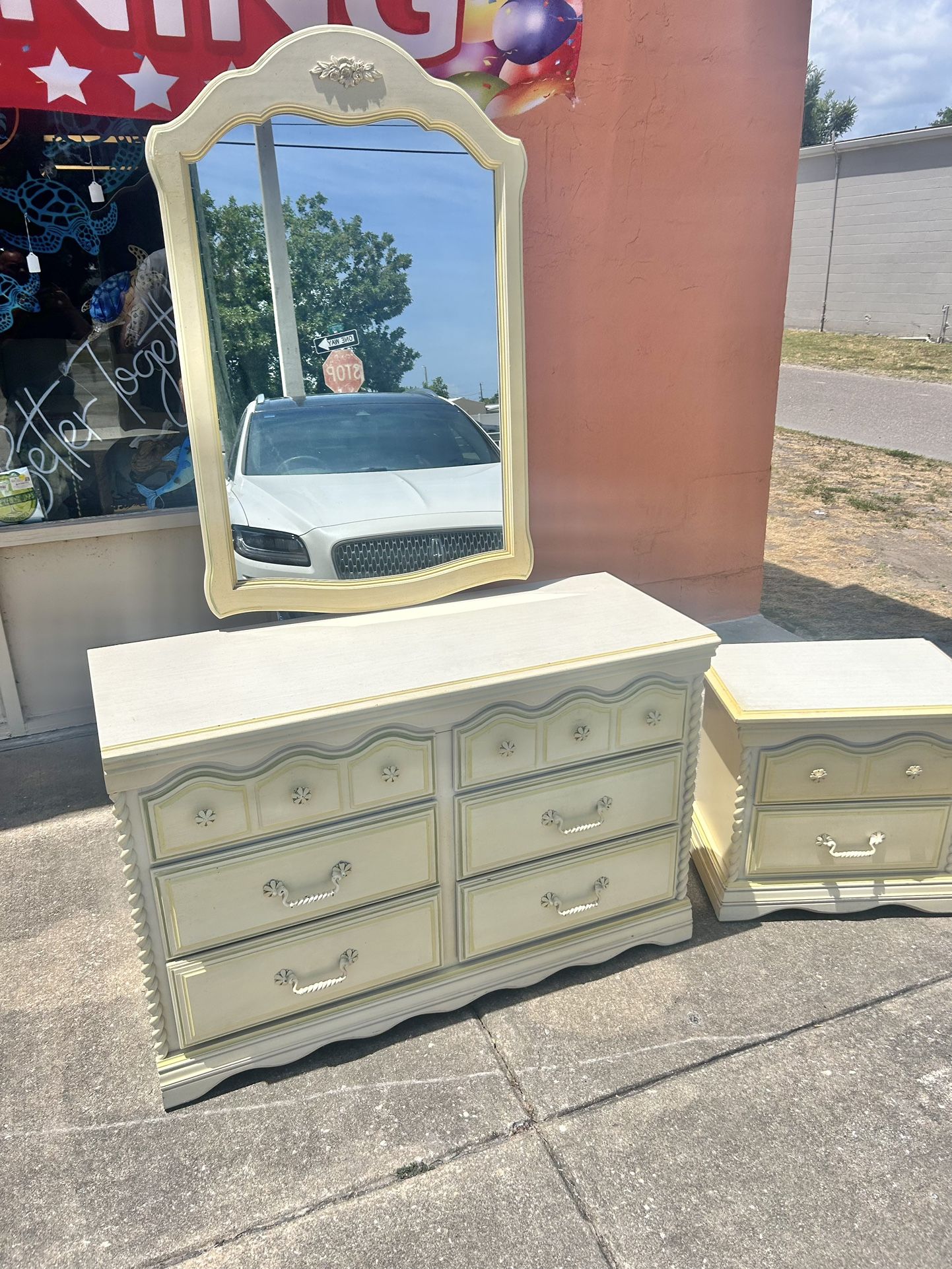 Lea Dresser With Mirror And Nightstand 