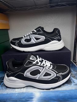 Dior b30 Black and white