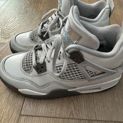 Jordan 4  Retros 