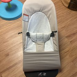 Baby Bjorn Bouncer