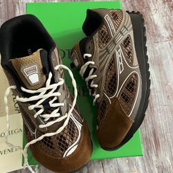 Bottega Sz 10 Men’s 