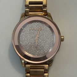 Women Watches.  !!