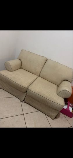 Love seat