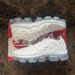 Nike Air Vapormax plus white size 12.5 